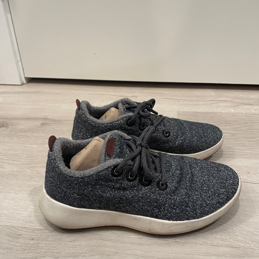 Allbirds Wool Runners, Dark grey, Great condition (W8)